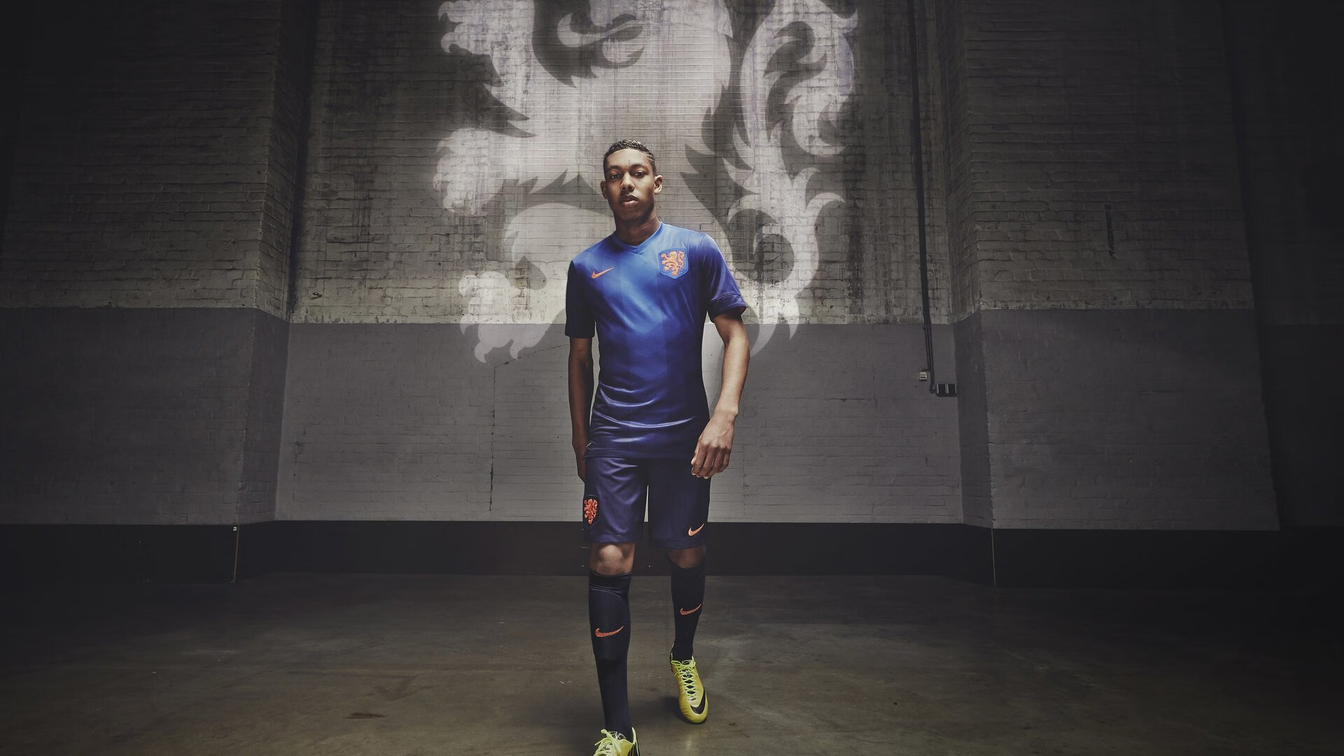 阿尔卡拉斯横扫对手晋级美网八强 新生代天王展现统治力